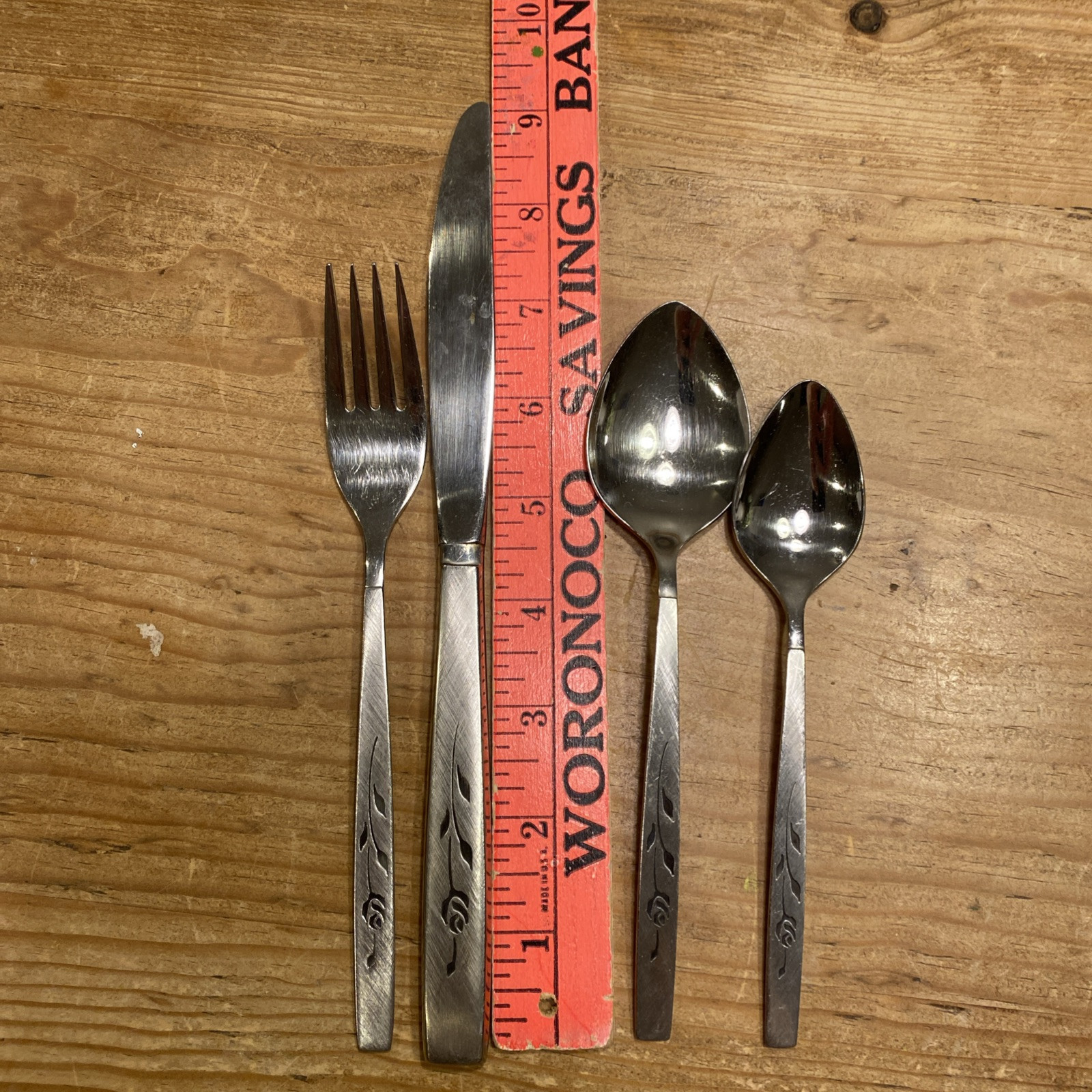 11 Pc Oneida CAPISTRANO Stainless Oneidacraft Deluxe Flatware Spoon Fork Knife