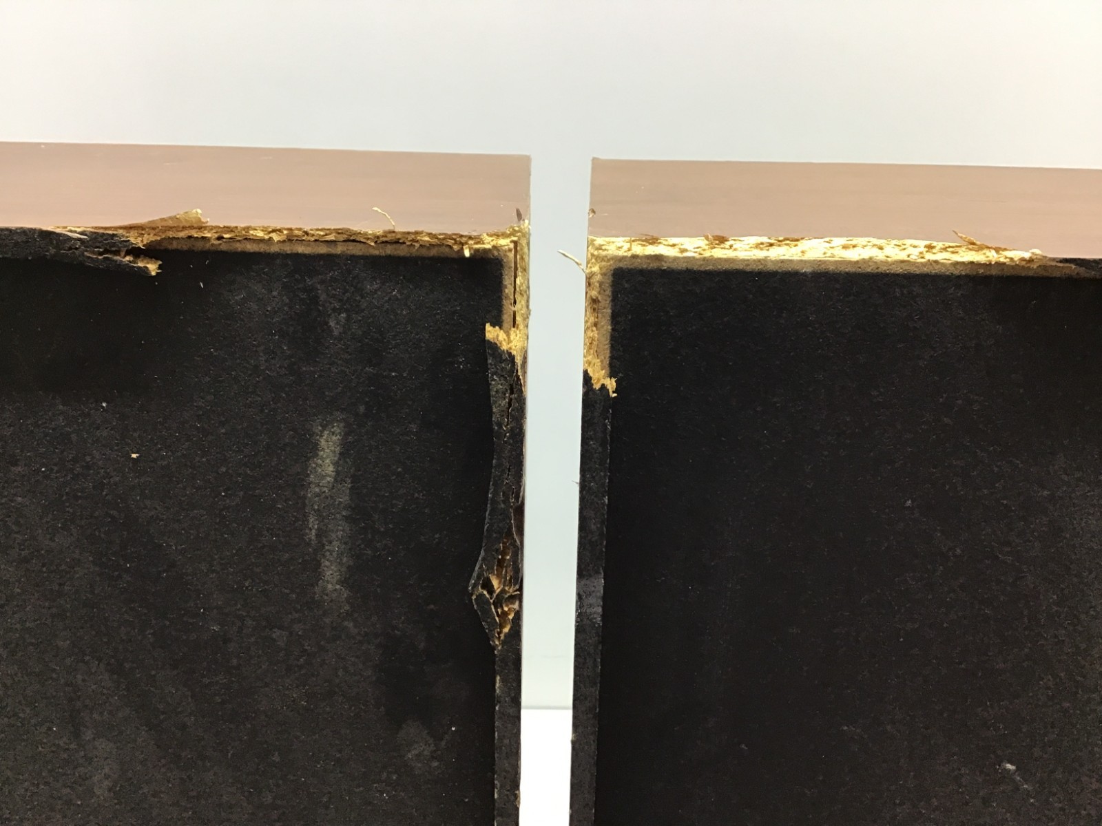 MCS 683-8231 Speakers - Pair