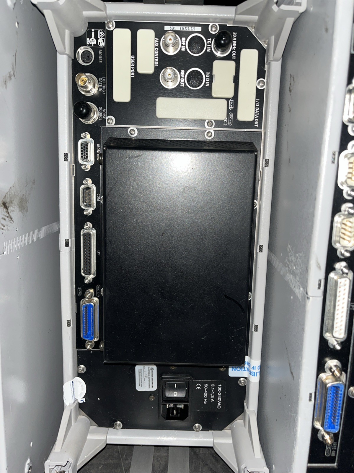 ROHDE & SCHWARZ SPECTRUM ANALYZER 1093.4495.07