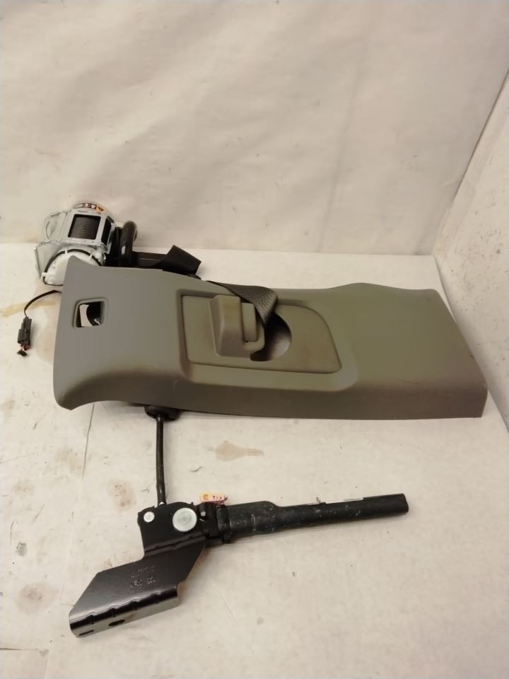 Passenger Right Front Seat Belt 84937700 For 2026 GMC Sierra 1500 3176307