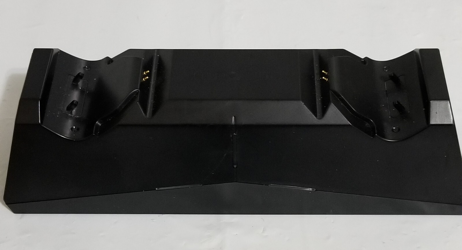 innoAura Dual Xbox One Controller Charger Dock