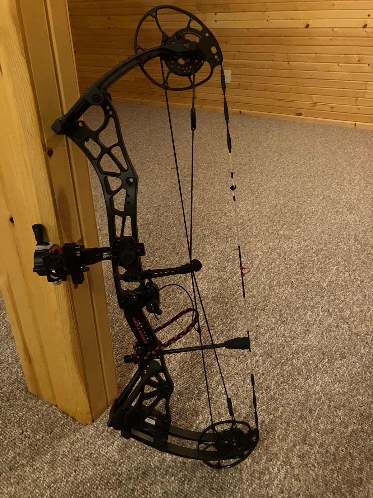 Left handed Darton consequence 2 compound bow