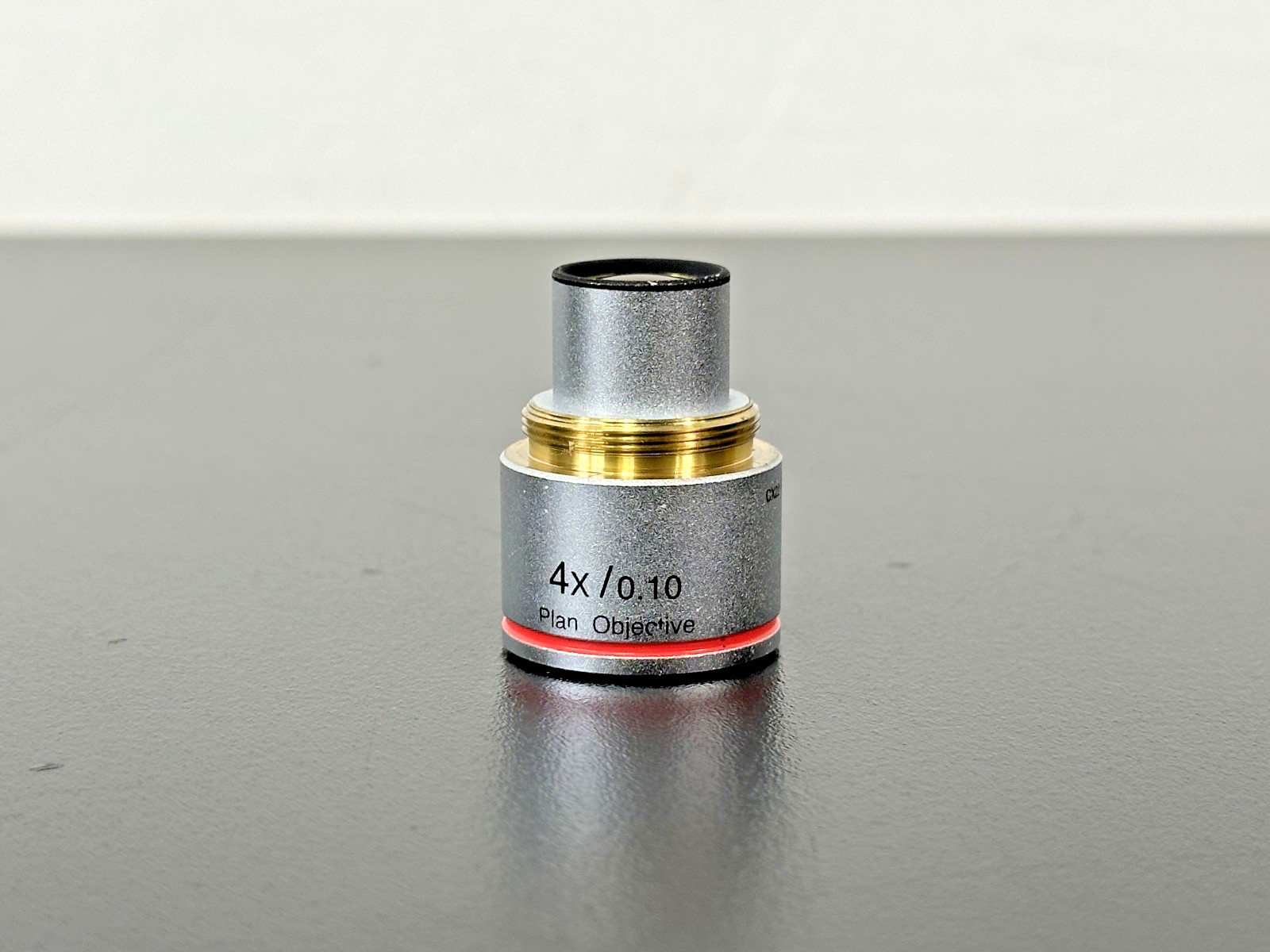 Olympus 4X 0.10 Plan Objective Microscope Lens Infinity FN20