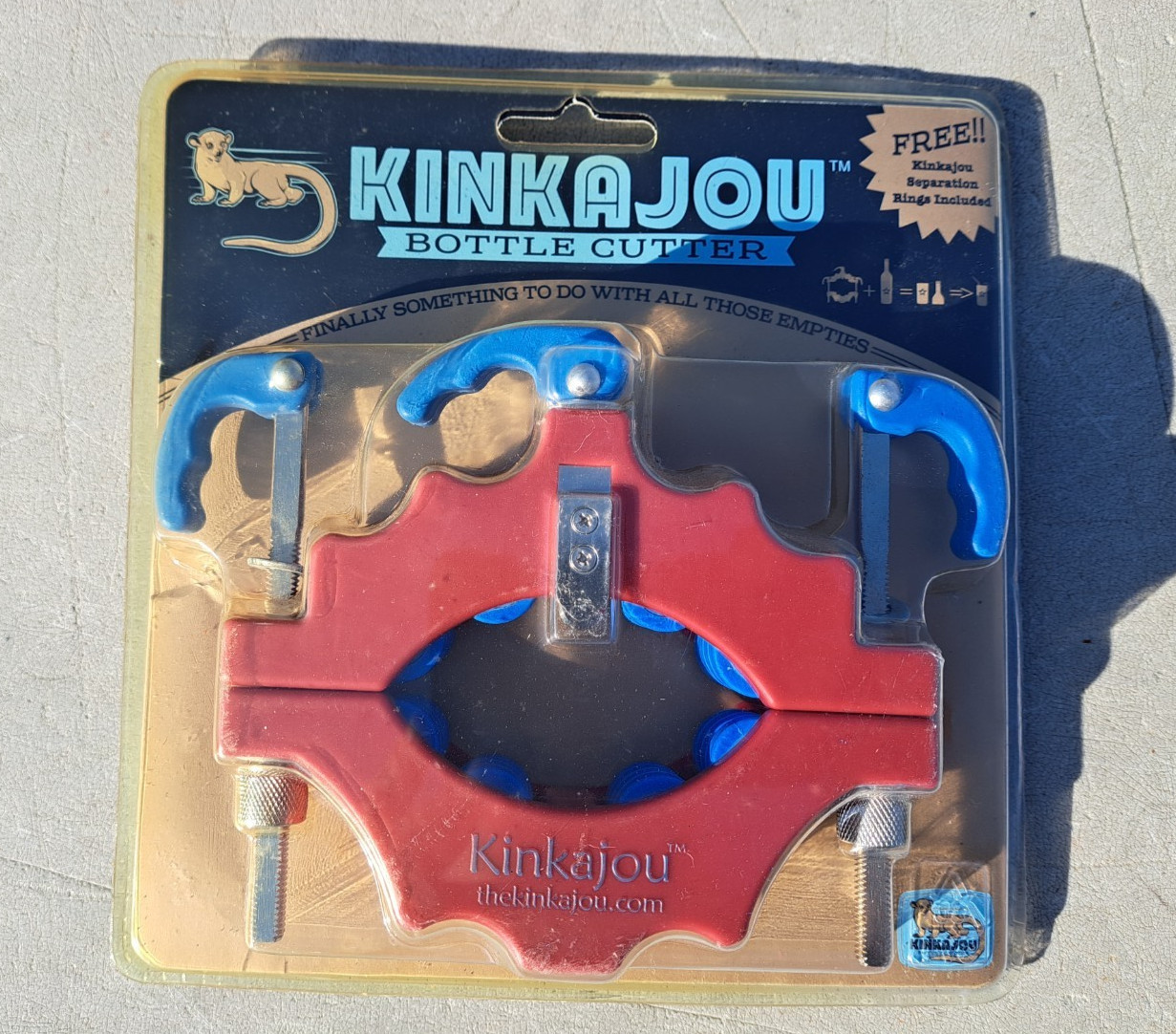 Kinkajou Bottle Cutter  cherry color New In Package 1 3/4" - 4"