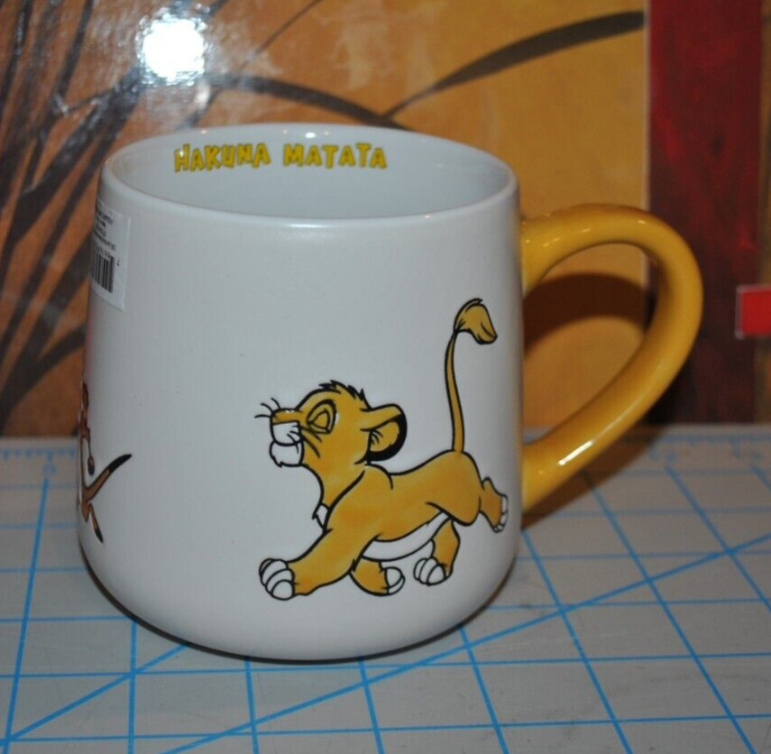 NEW R SQUARED ZRIKE DISNEY MUG Lion King Hakuna Matata Simba Timon Pumbaa Cerami