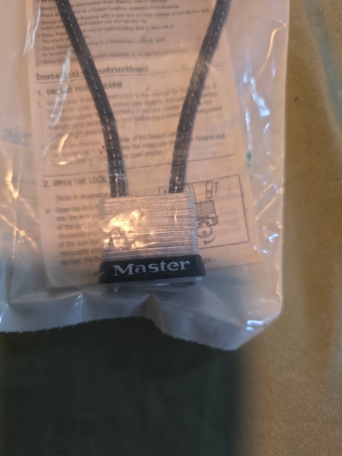 Brand New Master Lock 107 Cable Gun Lock With 2 Keys for Security