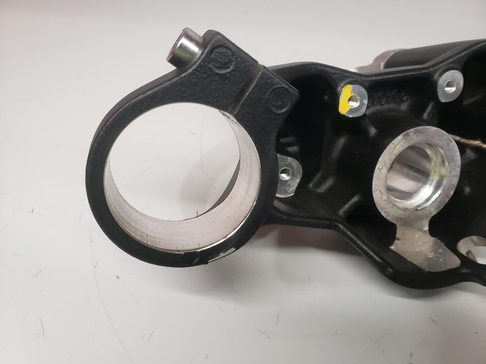 2024 TRIUMPH TRIDENT 660 TOP YOKE