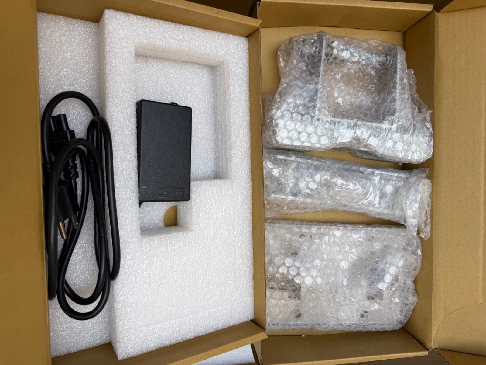 Mosolabs Outdoor CBRS small cell