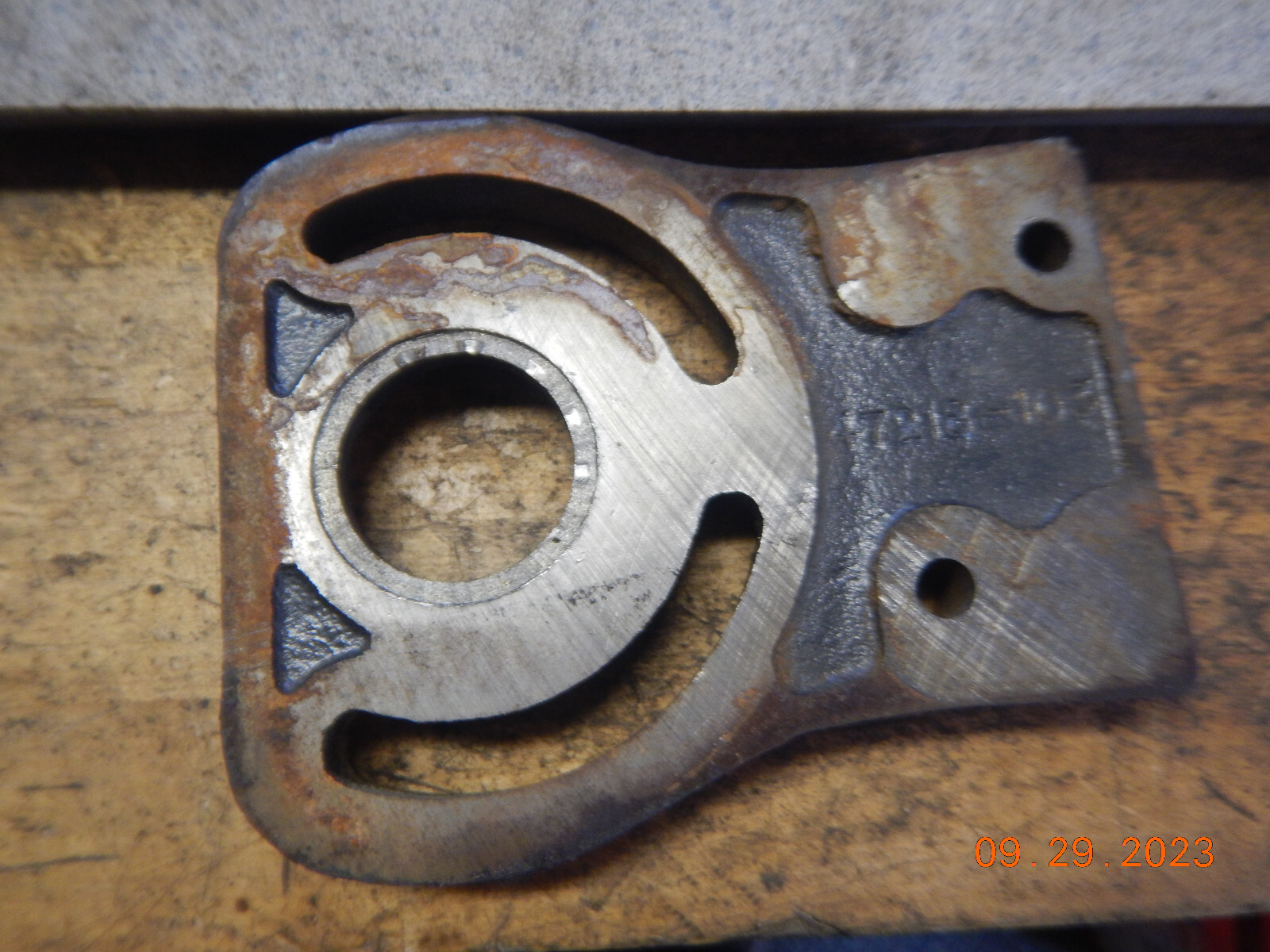 VINTAGE CRAFTSMAN 6X48 BELT SANDER TILT PIVOT CASTING