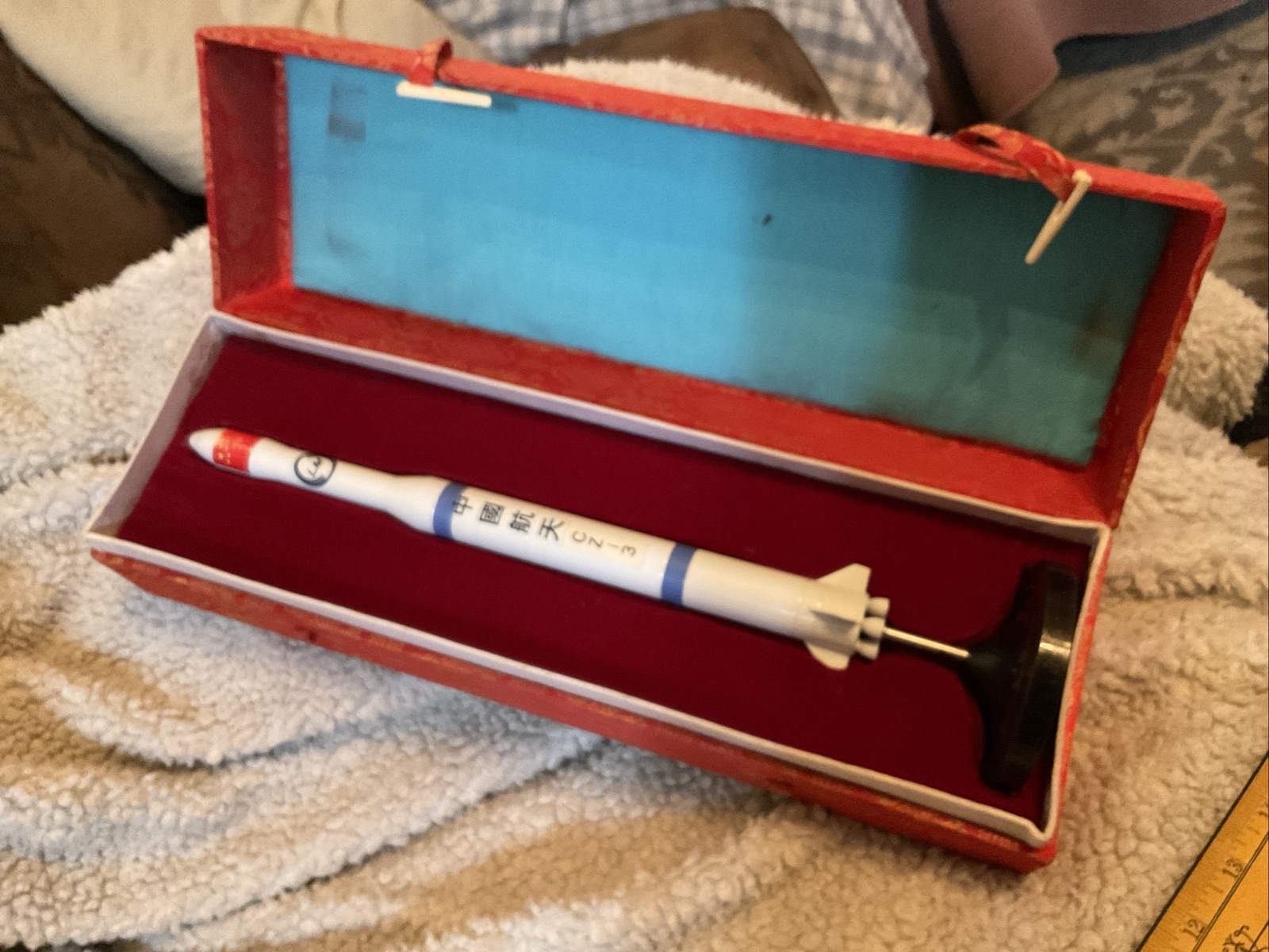 LM Display Metal Rocket Model In Original Case 1:150 Scale