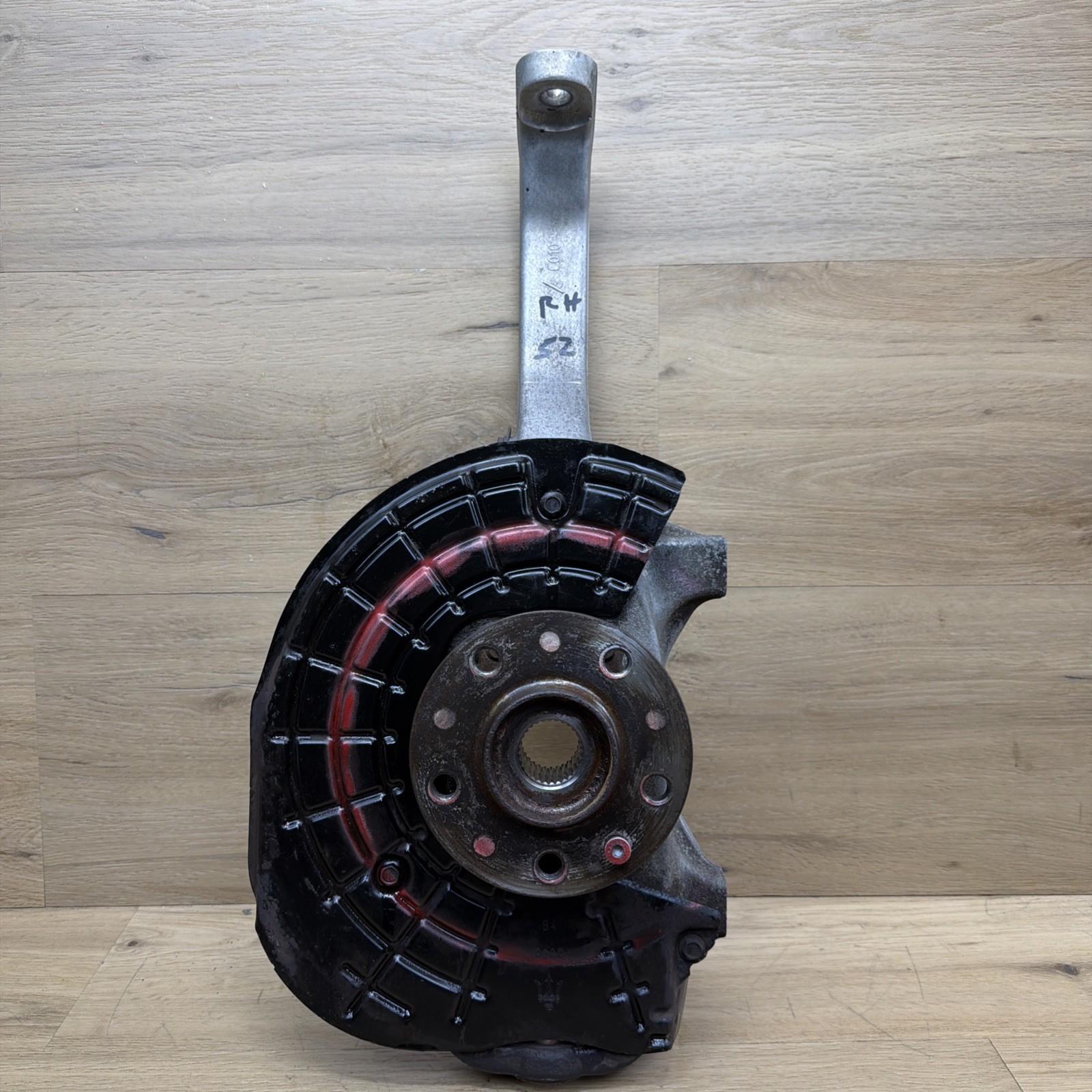 🟢2014-24Maserati Ghibli AWD Front Right Passenger Side Spindle Knuckle Hub Oem