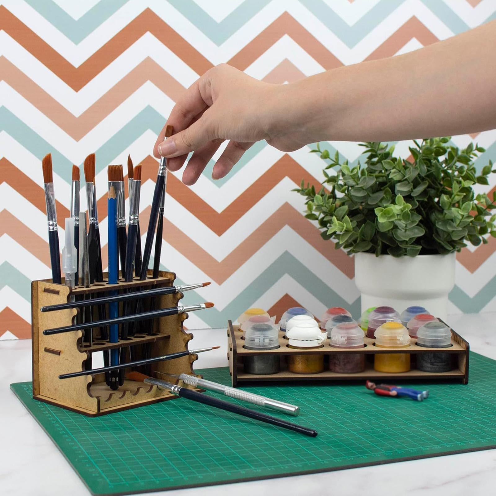 Wooden Paint Brush Holder Artist Paint Brush Rack 14 Holes Art Supplies Desk