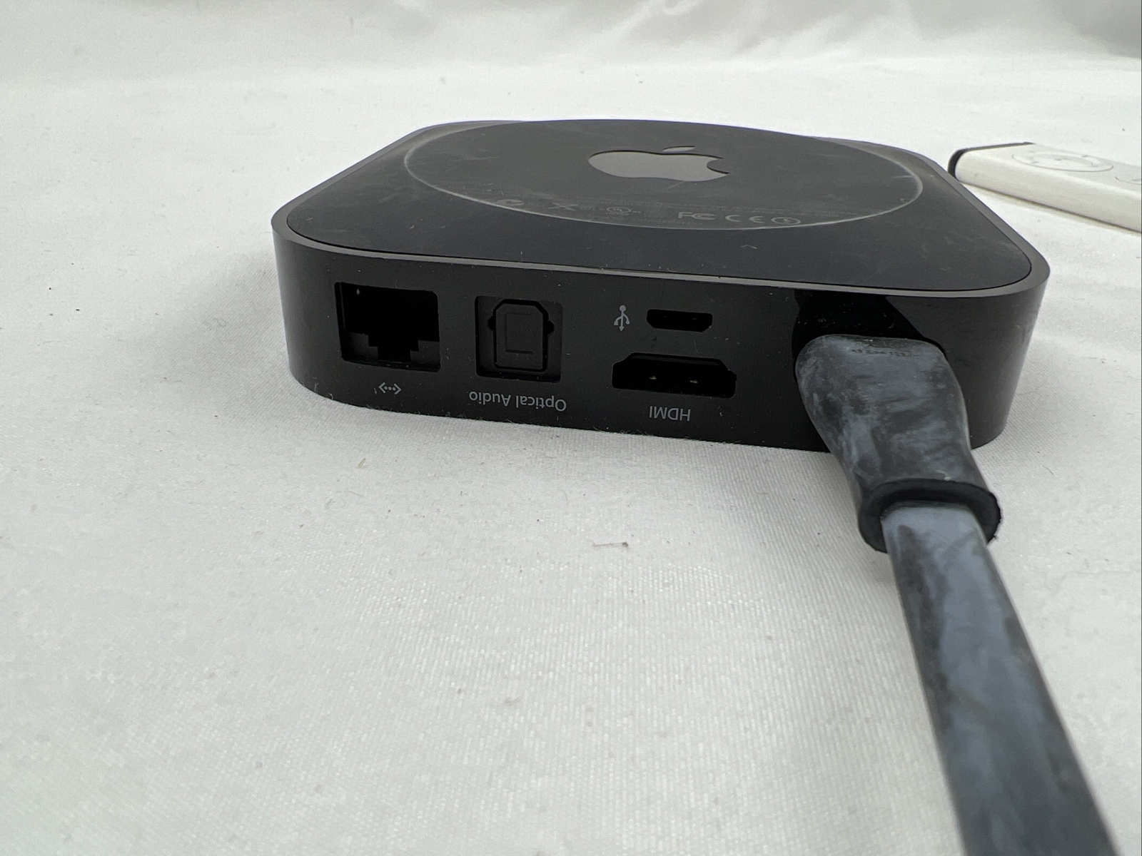 Apple TV - 3rd Gen - 8GB (Model A1469) With Remote And Power Cord Tested