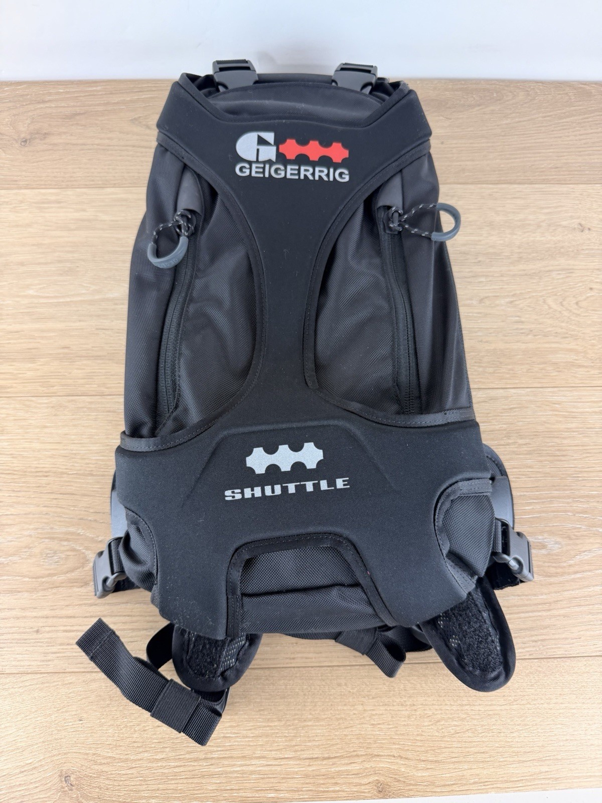 Geigerrig SHUTTLE 70oz Hydration Pack EUC! Backpack