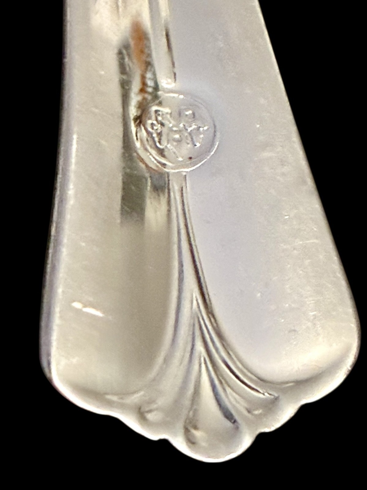 PFALTZGRAFF Stainless "ELLINGTON" 18/8 Flatware 4 dinner knives