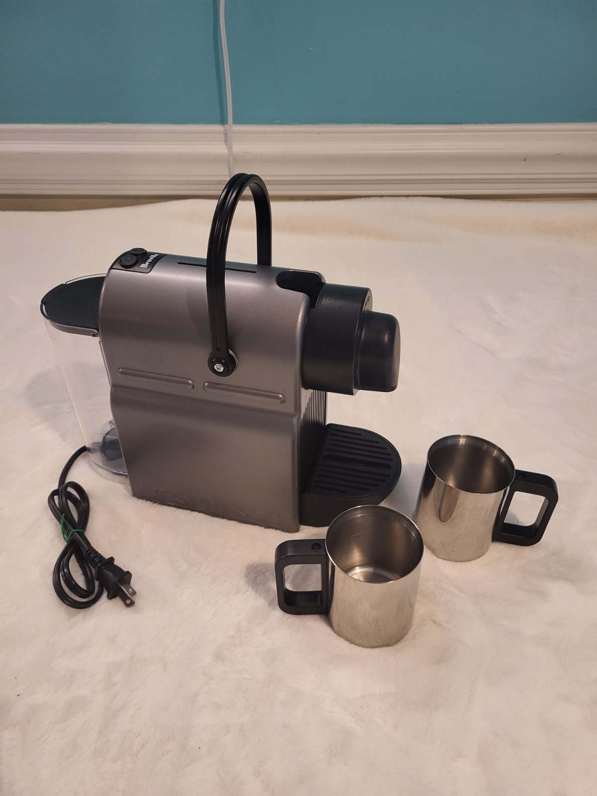 Nespresso Inissia Espresso Machine Manufacturer Breville With 2 Cups