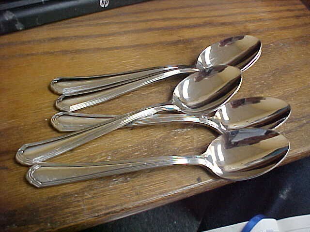 Lenox Stainless ARCHWAY 7 1/4" Oval Soup Spoons (Set Of 7 )