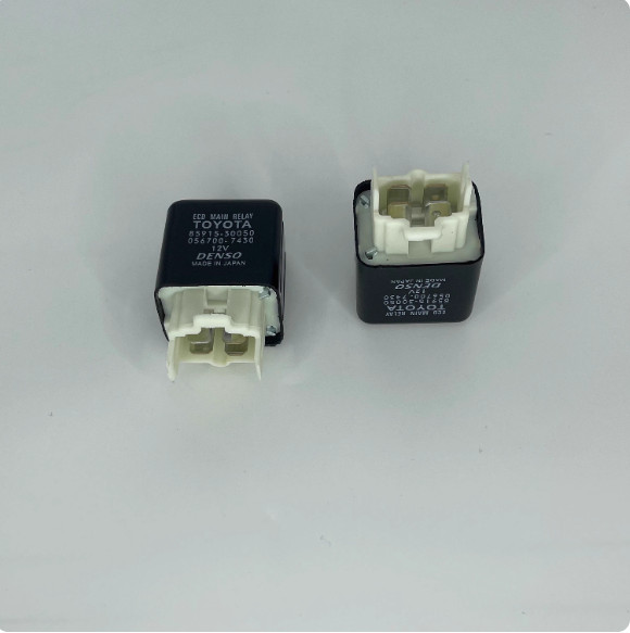 1pcs New automotive relay 85915-30050 relay 056700-7430