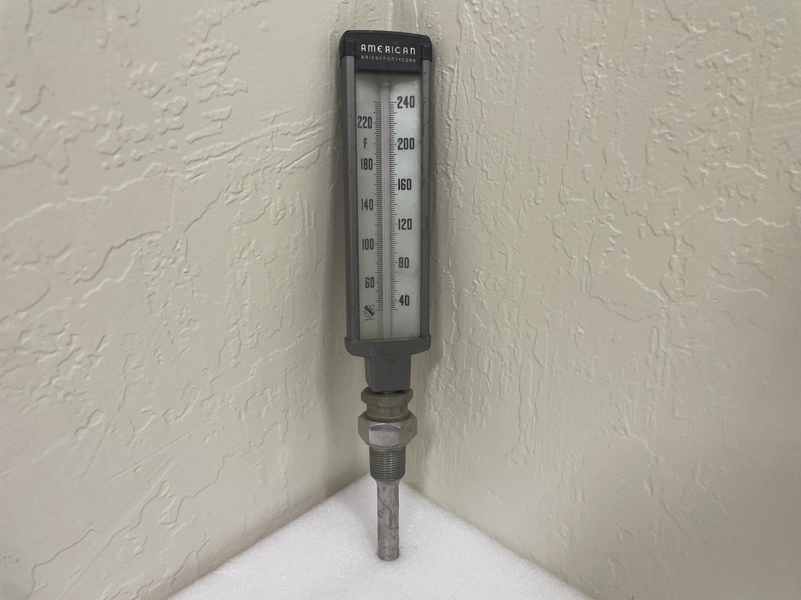AMERICAN BRIDGEPORT-CONN VINTAGE TEMPERATURE GAUGE