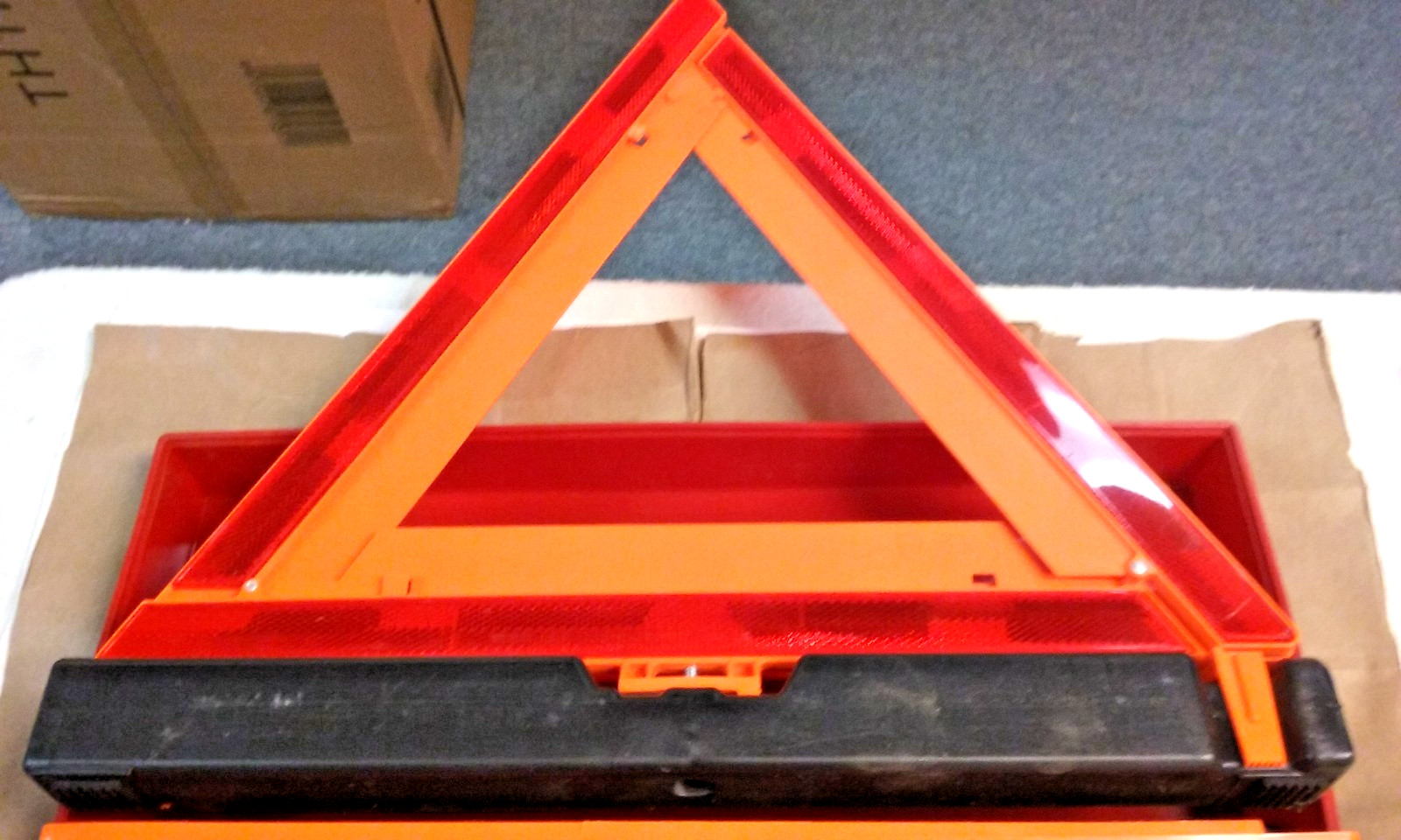 James King #1005 3 Triangles Warning Flare Kit with Case