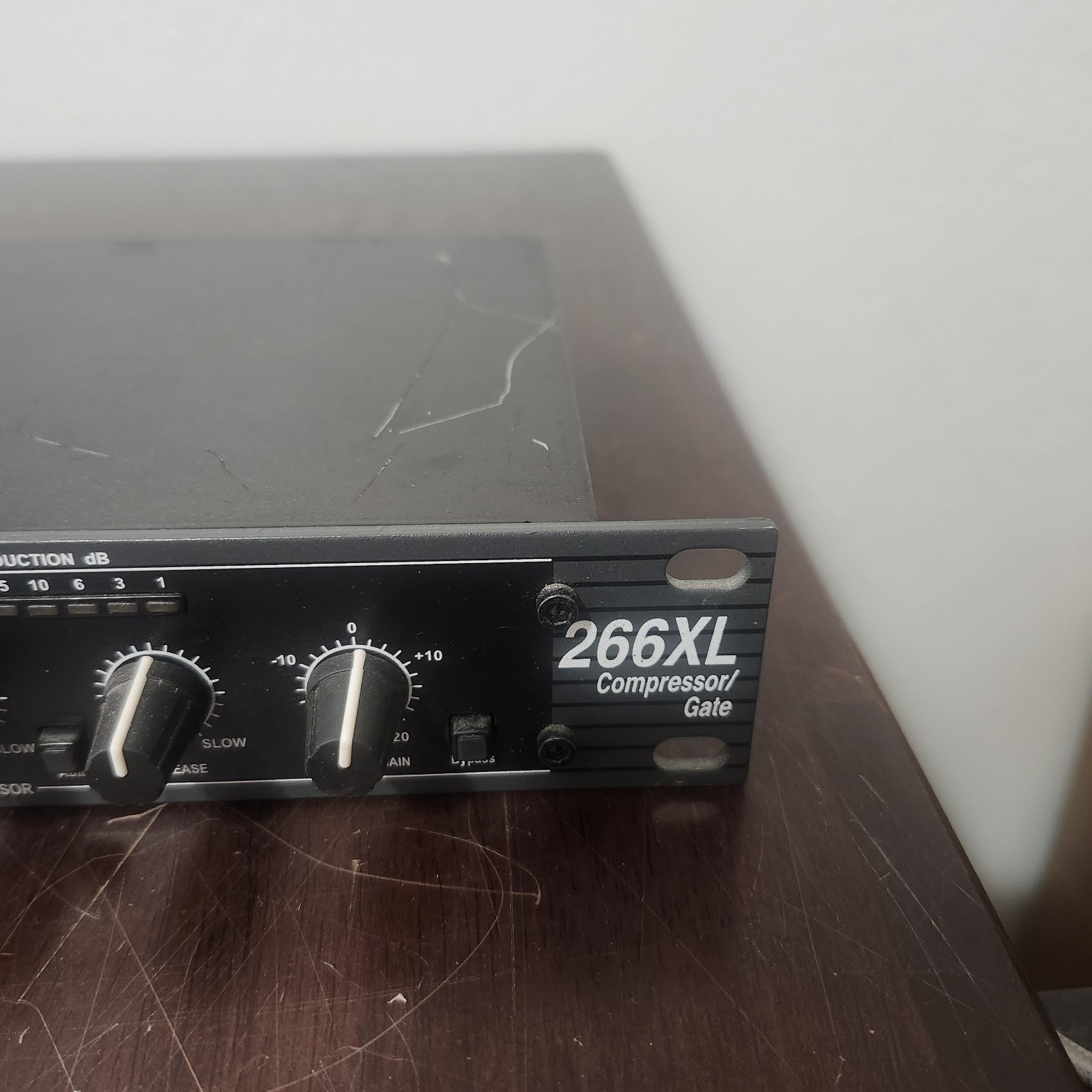 DBX 266XL Compressor Limiter Gate Dual Channel 2 Pro Audio Rack Mount