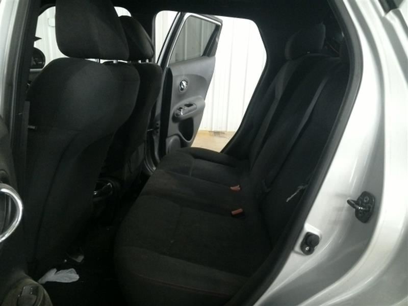 Driver Left Front Spindle/Knuckle Fits 11-25 LEAF 104685757