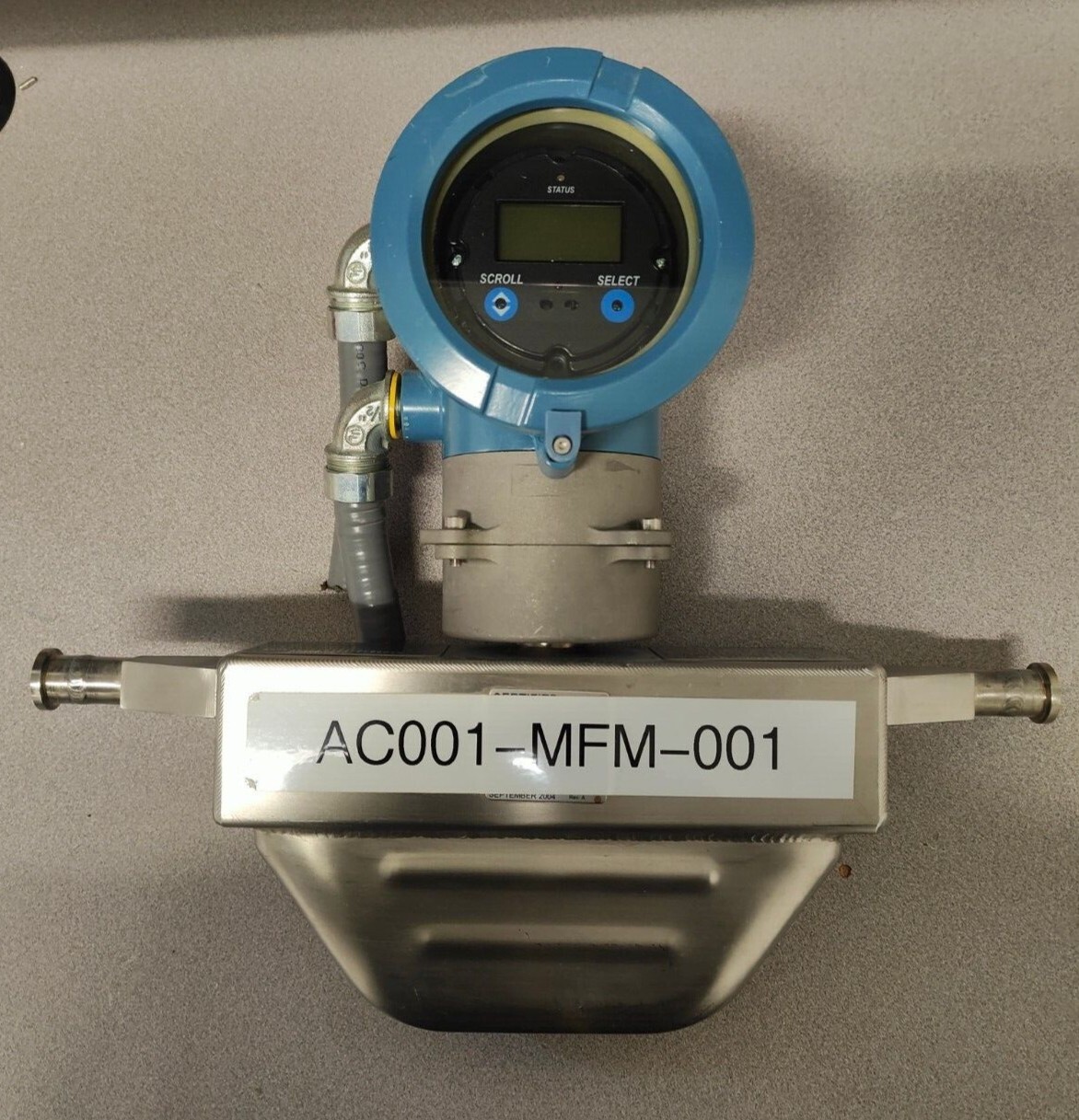 micro motion mass flow sensor M025S121NCAAEZZZZ w/Transmitter 2700112BBAEZZZ