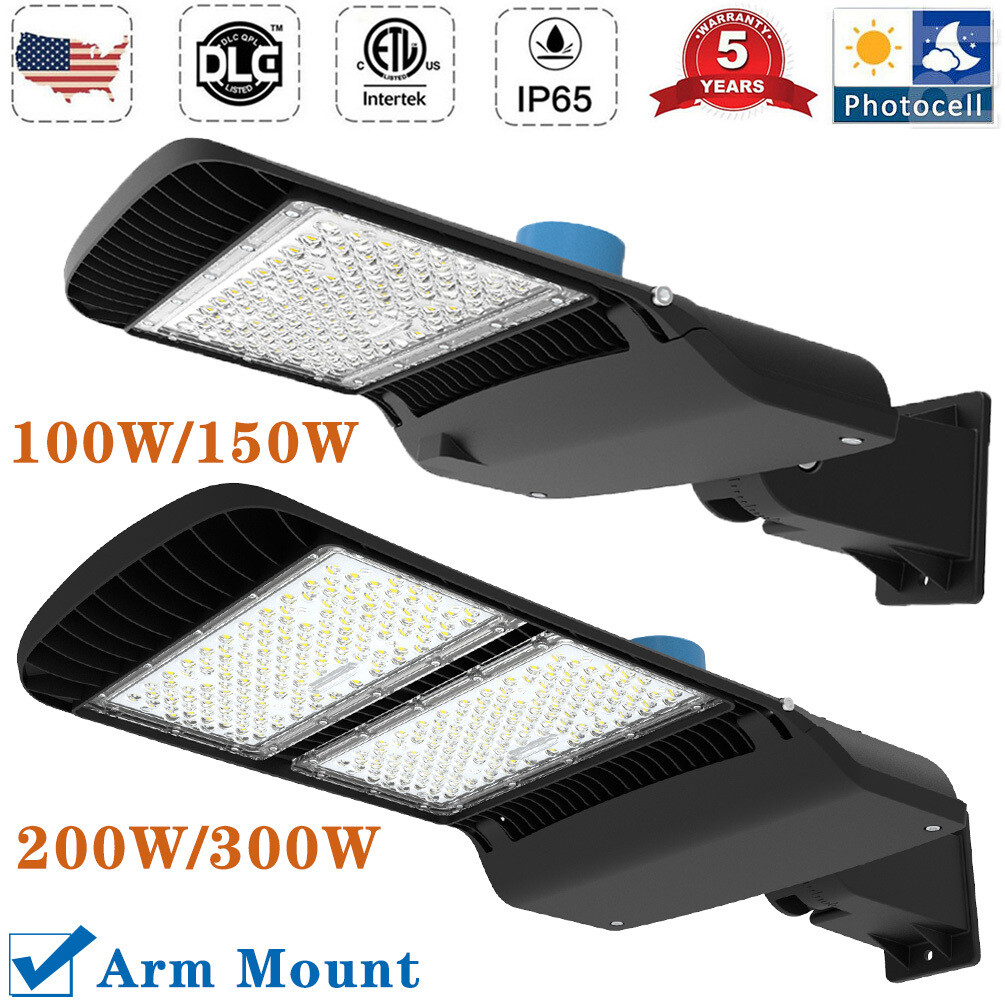 Commercial 200W 300W LED Parking Lot Light Outdoor Shoebox Street Pole Lighting