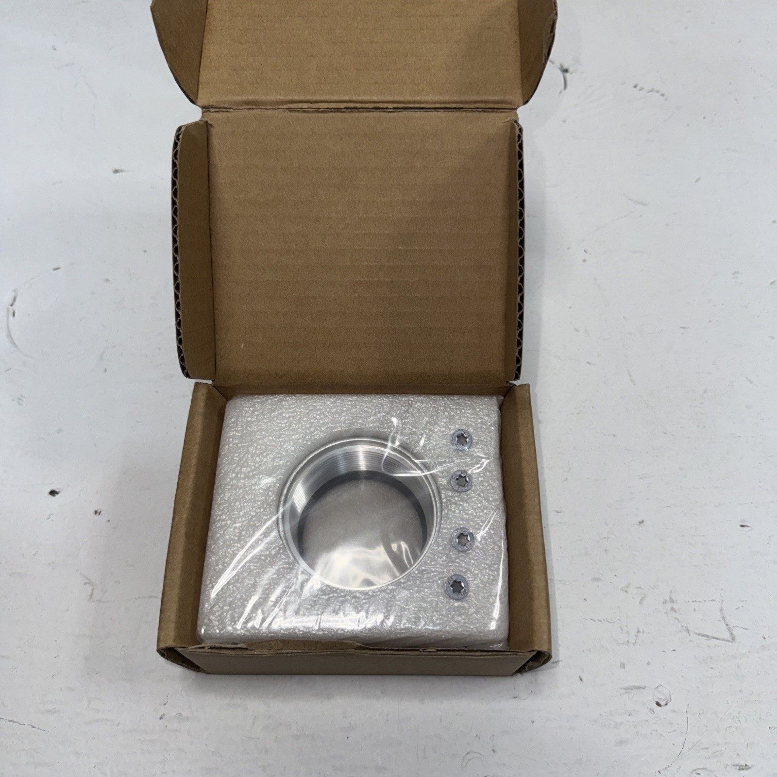 Tesla 1549184-00-C 1549184-00-B 2" Conduit Hub Kit GW2NA (Hub & Bolts) OEM