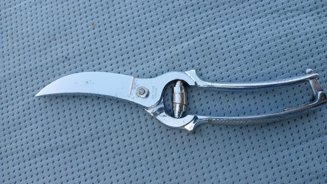 Wiss Germany #1309 Chrome Poultry Shears with Toggle Lock 9"