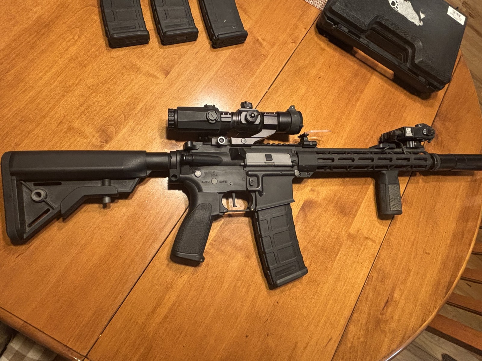 airsoft rifle, pistol, and accessories