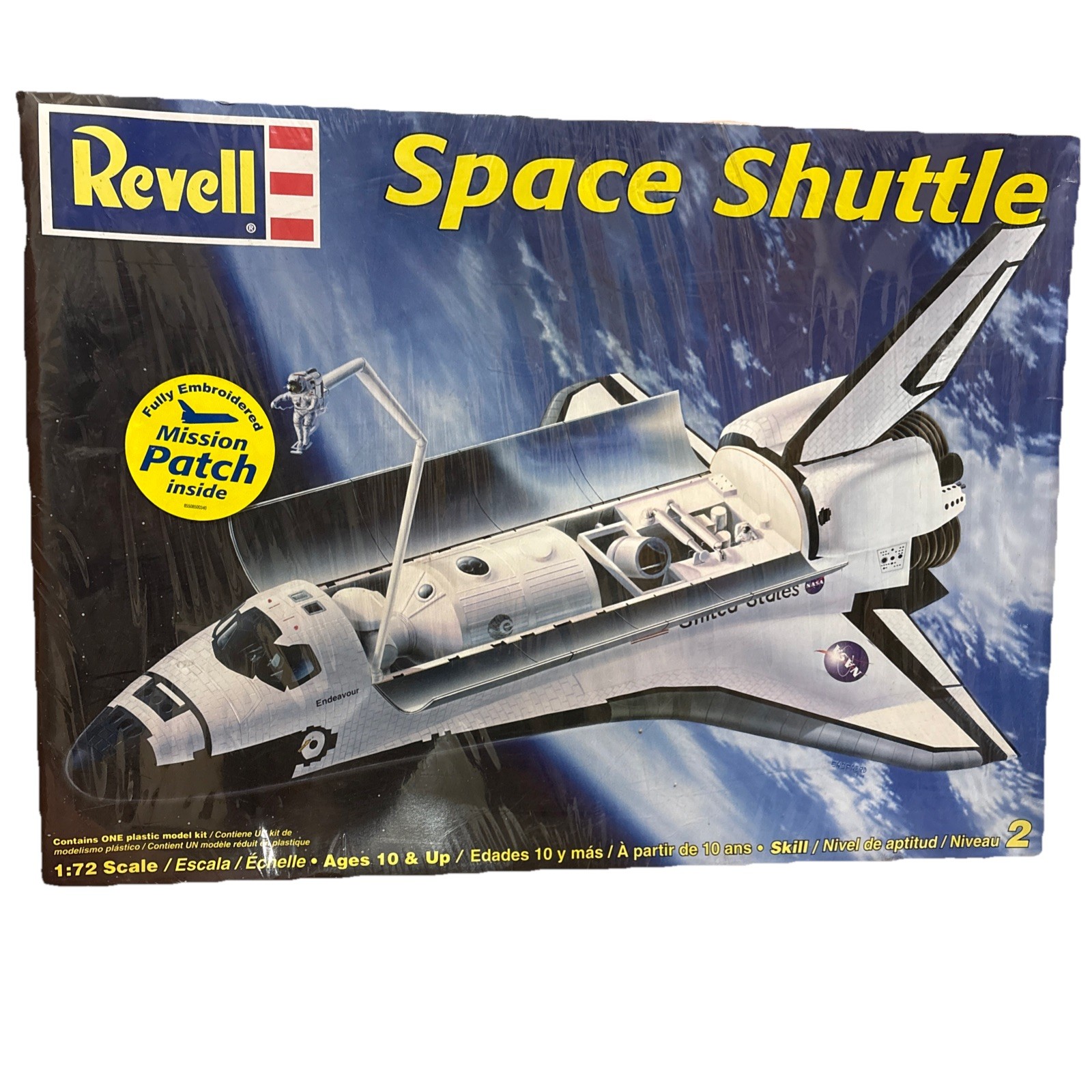2004 Revell NASA Space Shuttle Endeavor 1:72 Scale Model Kit  Planets SEALED