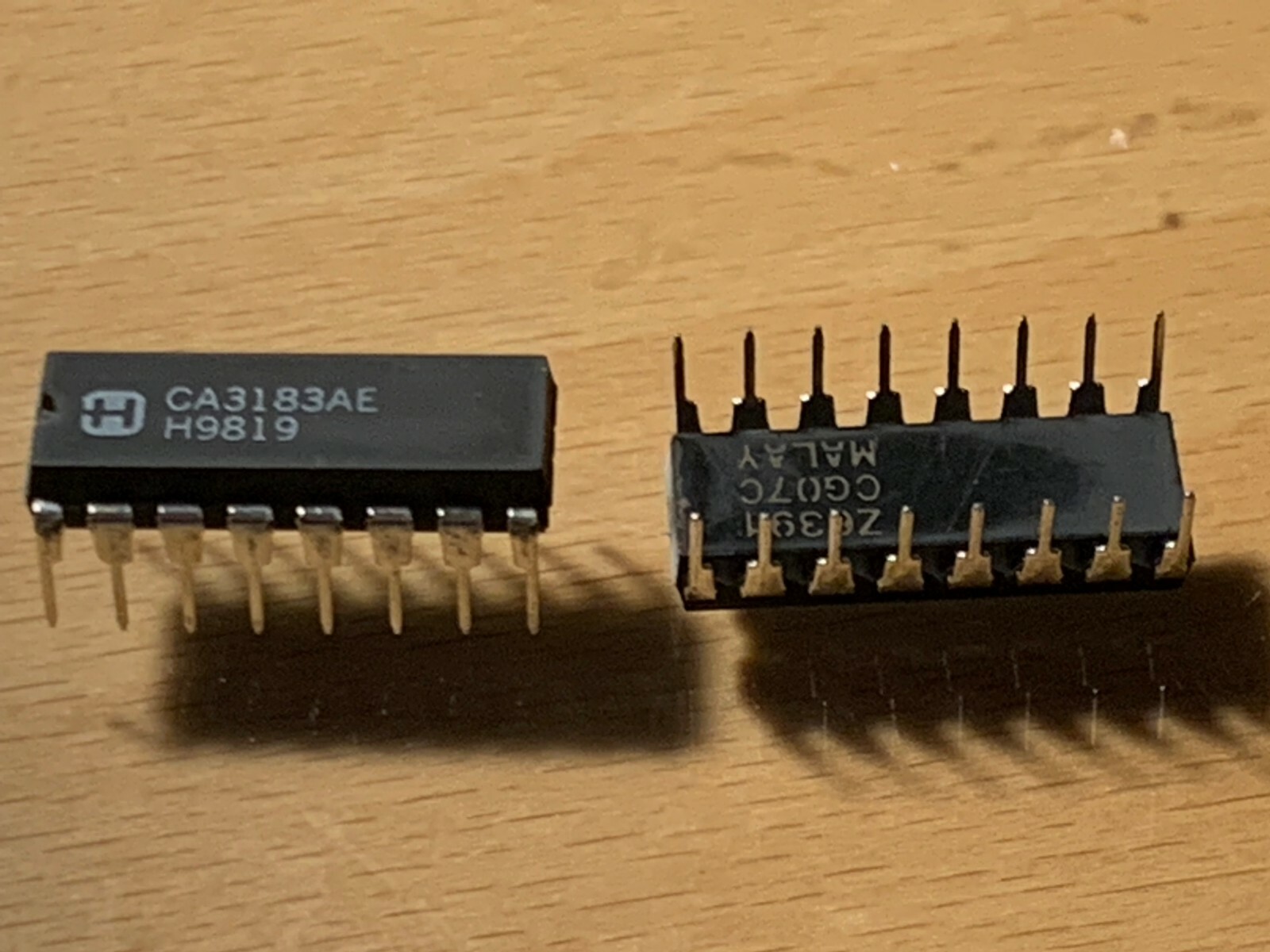 CA3183AE , Bipolar Junction Transistor, Array, Independent, DIP-16.