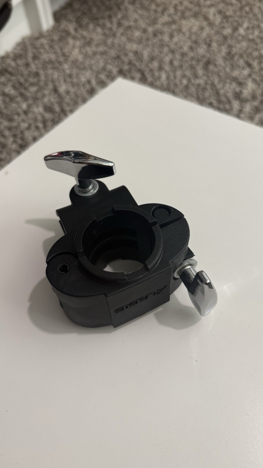 Alesis 1.5" Drum & Cymbal Clamp strike Strata Crimson Se command surge Dm10