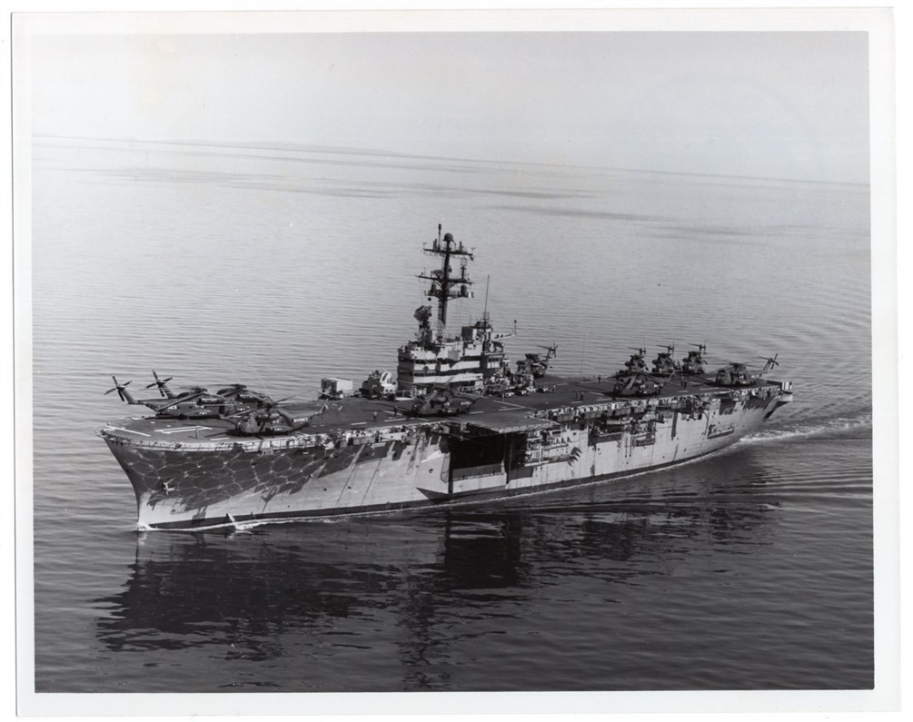 1980s Amphibious Assault Ship LPH-11 USS New Orleans 8x10 Original Photo