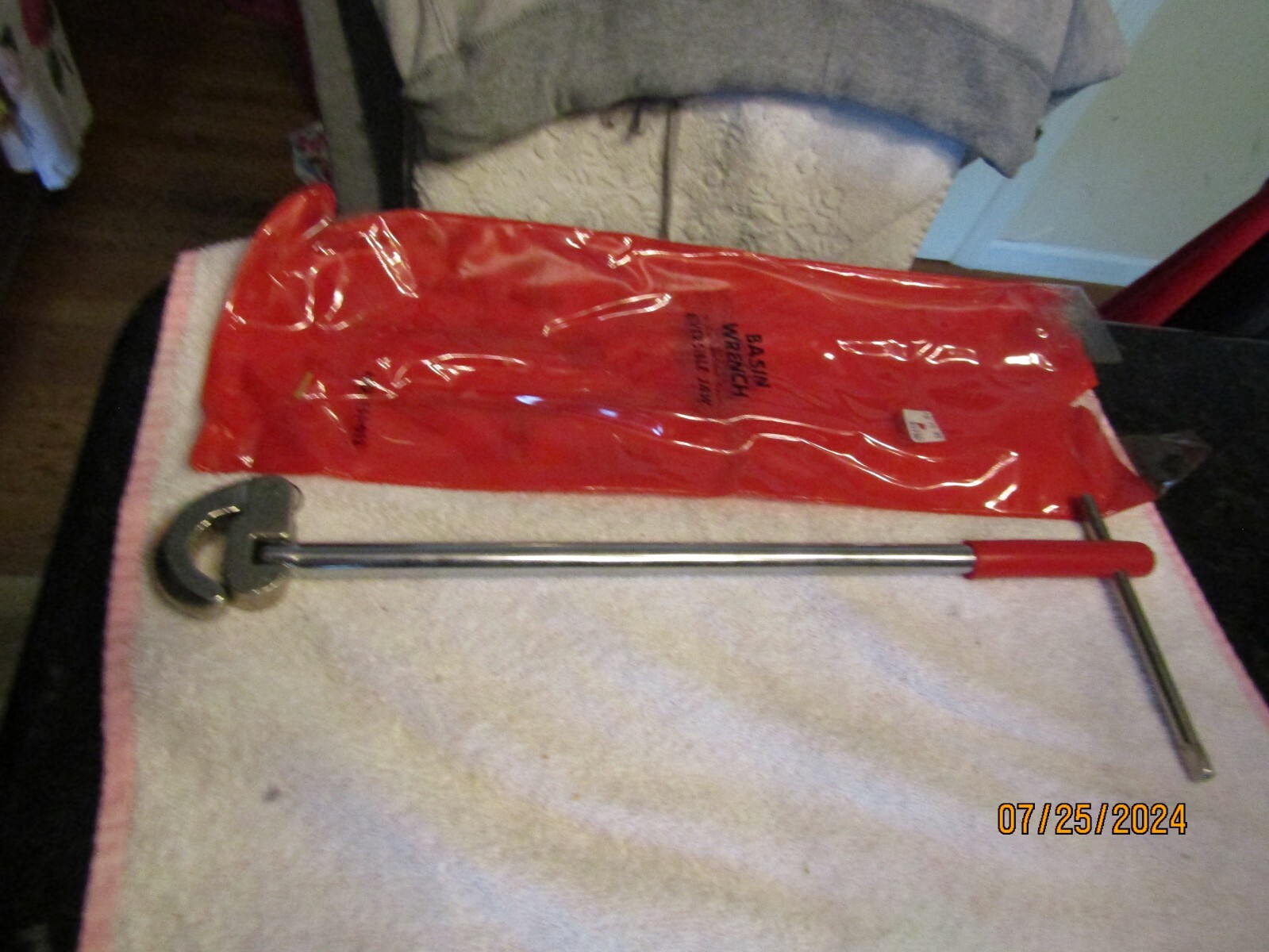 Vintage Basin Tool Wrench with Reversible Swivel Jaw 15" Handle Rustproof