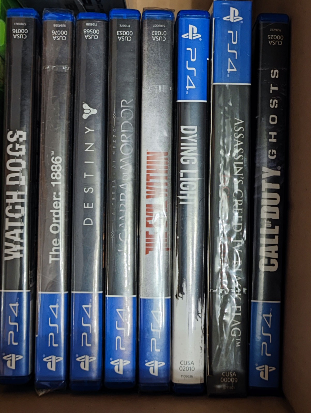 Playstation 4 + Watchdogs Bundle + Games