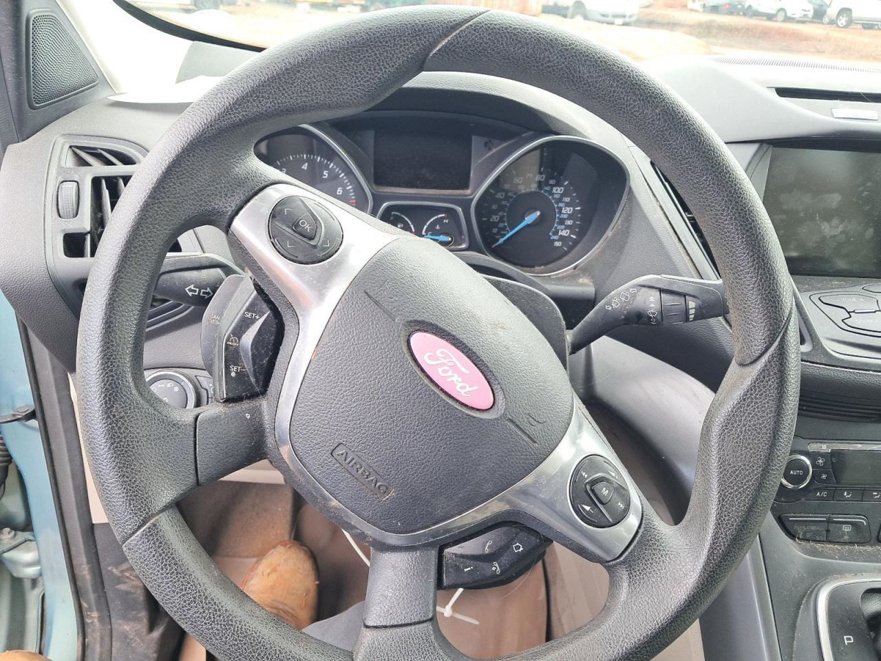 ESCAPE 2013 Glove Box 4885473
