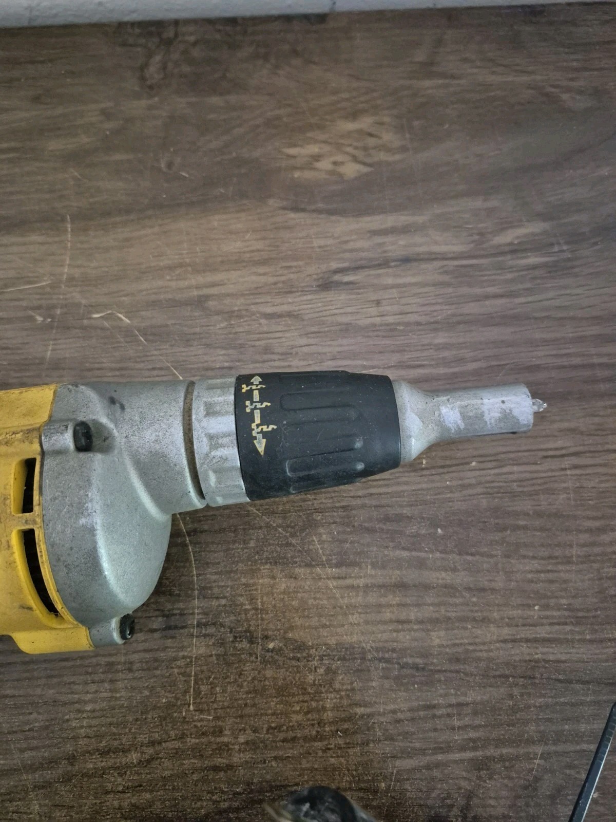 DEWALT DW272 VSR Drywall Screwdriver