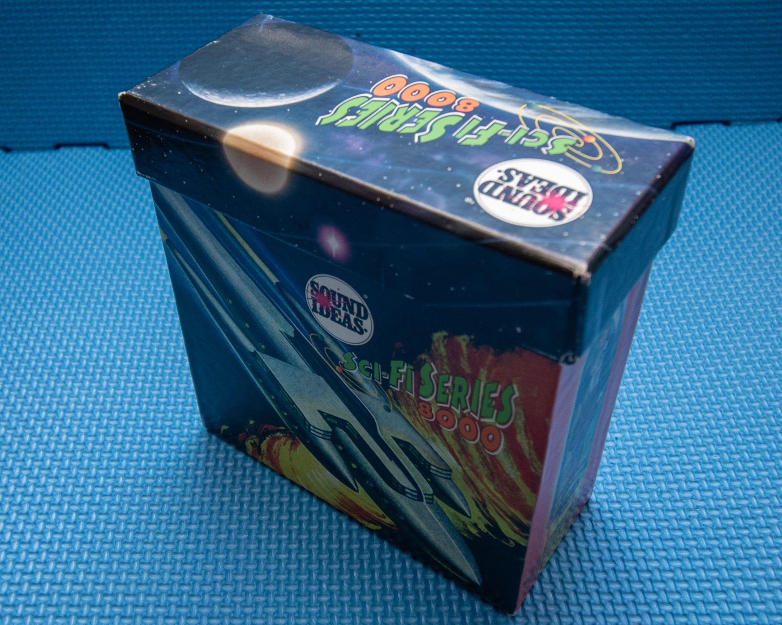 SOUND IDEAS SCI-FI  8000 SOUND EFFECTS. 4 CD BOXED SET. Nice!