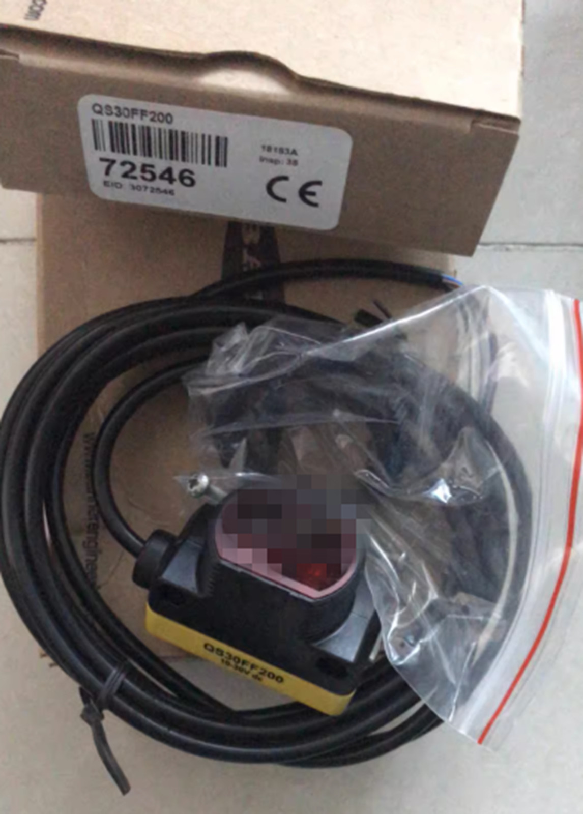 NEW BANNER QS30FF200 Photoelectric Sensor