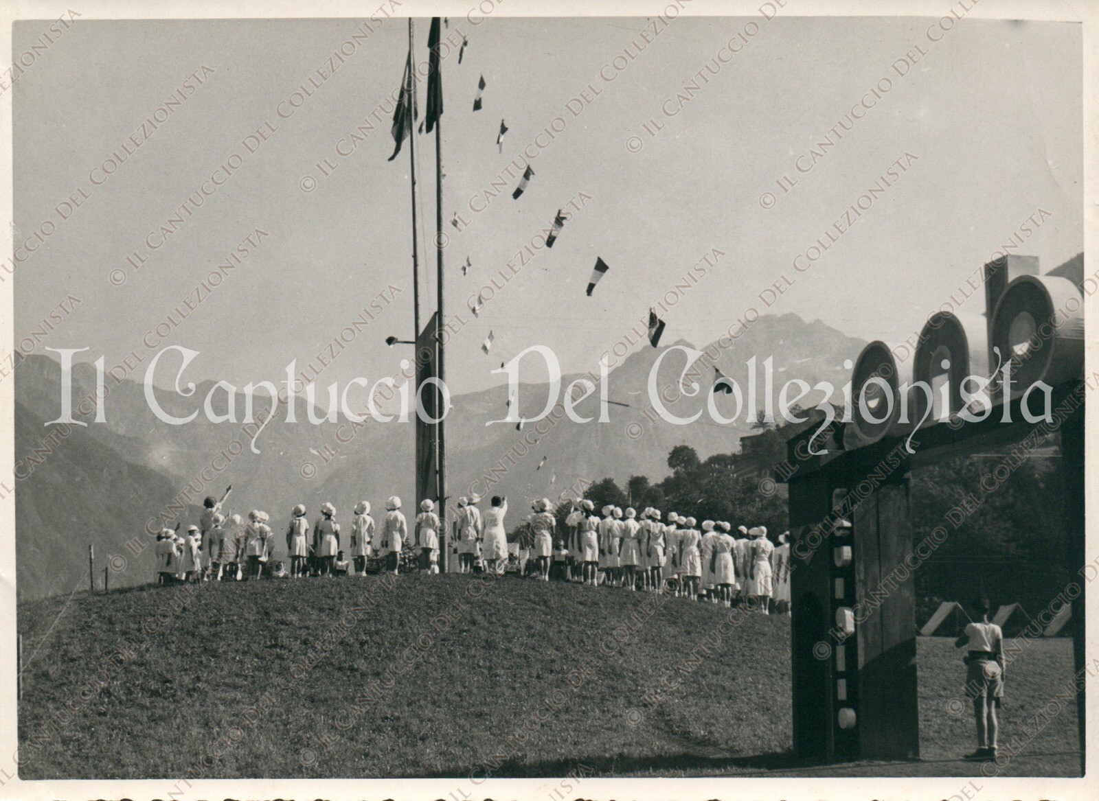 OPERA NAZIONALE BALILLA Bambine Saluto Campo ONB Fotografia militare