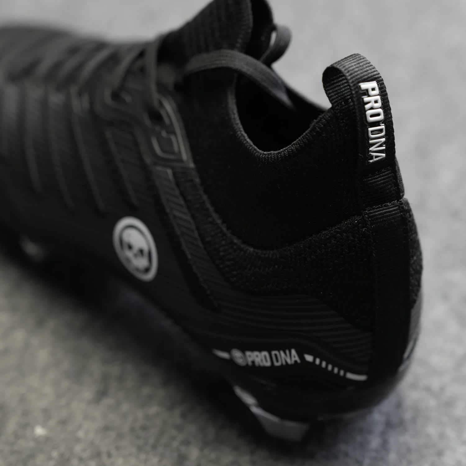 Infamous Pro DNA Voltrax Cleats - Black - Size 13