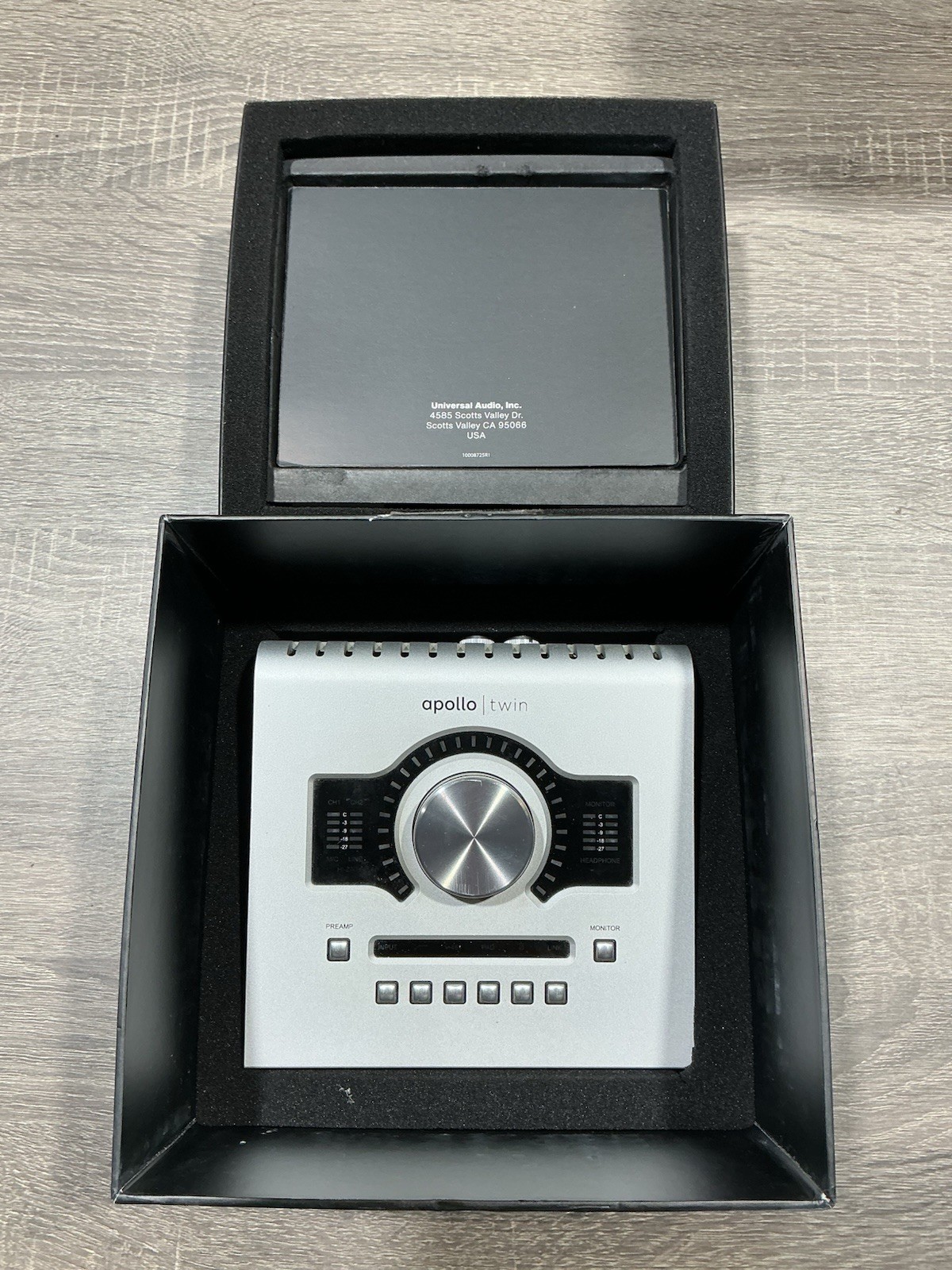 UNIVERSAL AUDIO APTXQG2-STU Apollo Twin Duo Core 10x6 Thunderbolt Interface