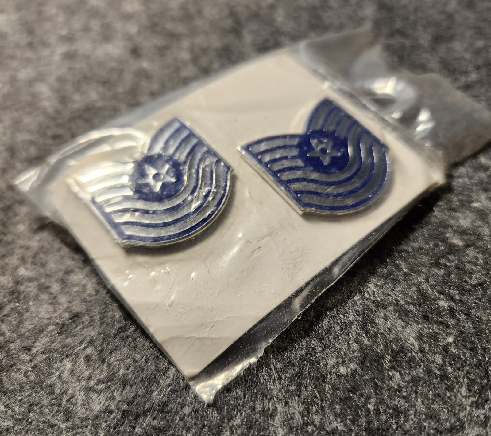 U. S. Air Force Master Sergeant E-7 Collar Insignia and Epaulets - Dated 4/85