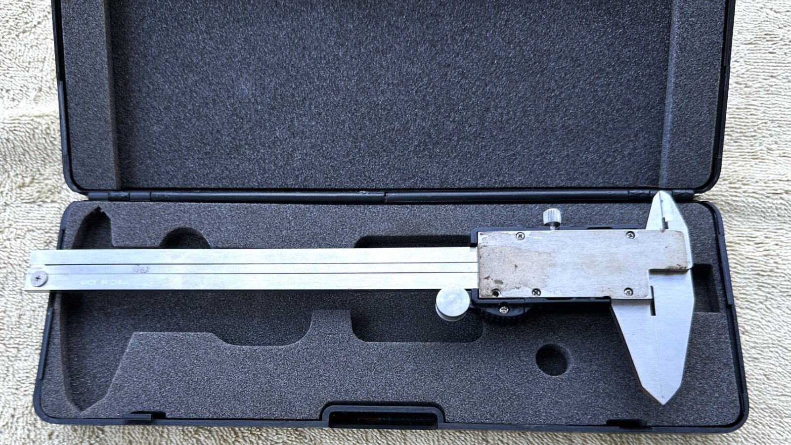 ELECTRONIC 0-150MM DIGITAL CALIPER