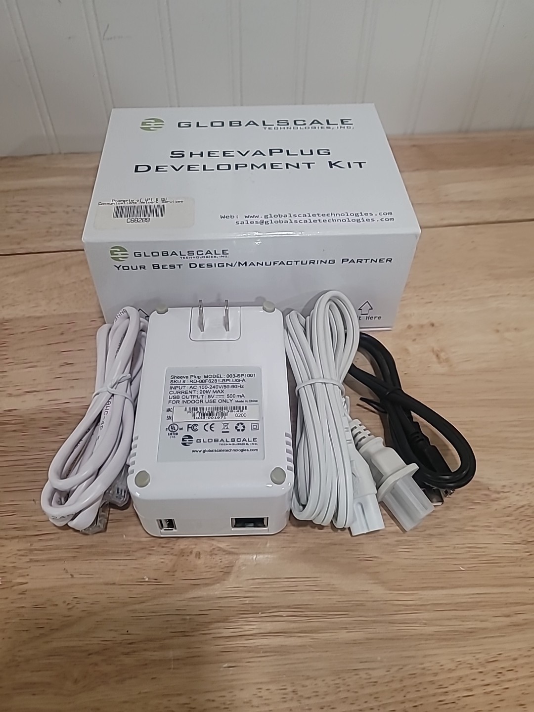 Sheeva Plug 003-SP1001  Globalscale Technologies