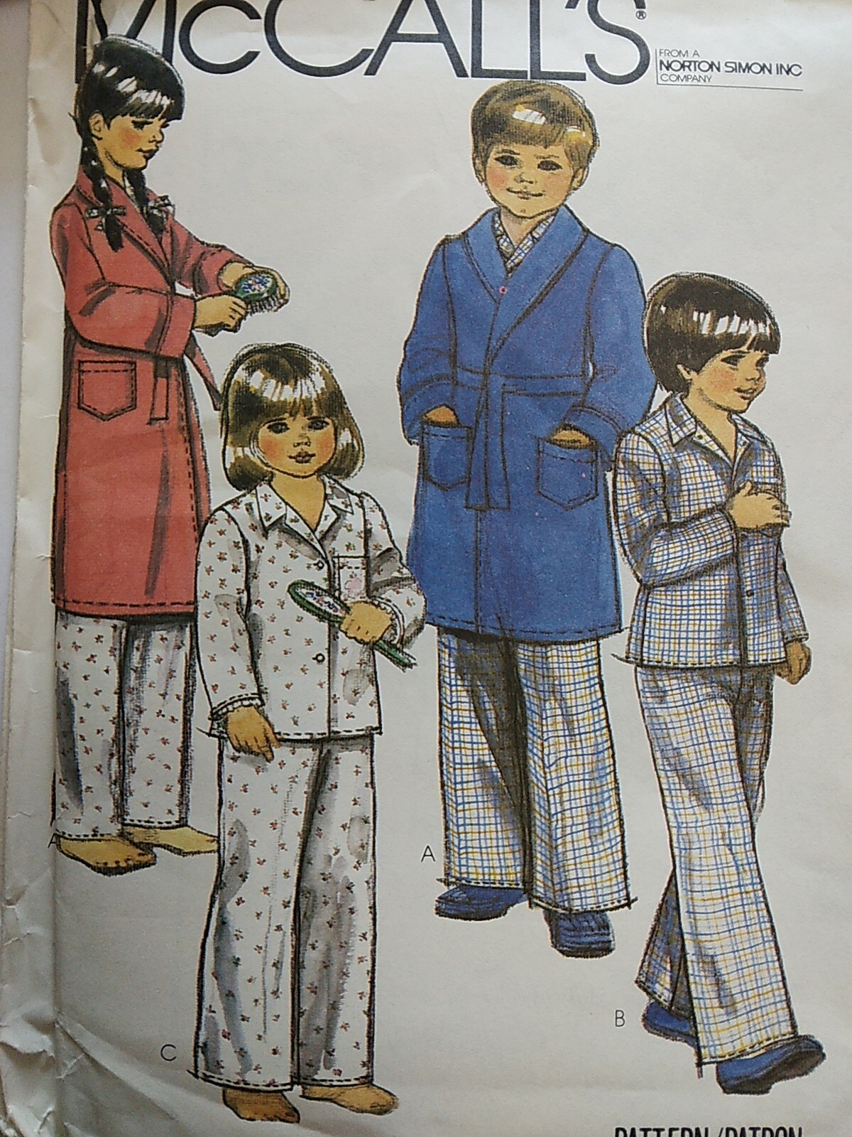 Robe Pajamas Top Bottoms Childs 5 McCalls 7678 Sewing Pattern VTG FF Shirt Pants