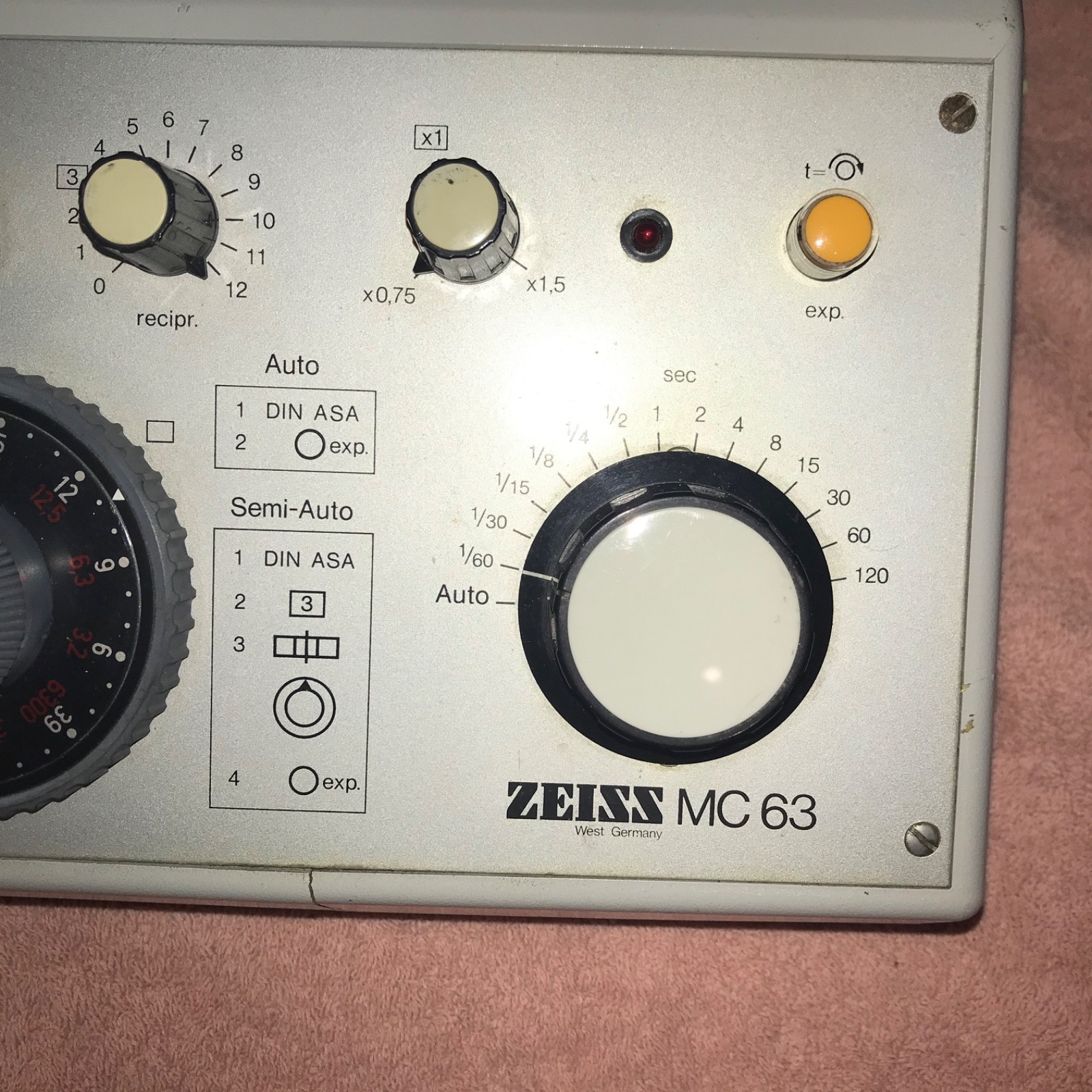 Zeiss Prontor shutter with M63 camera control