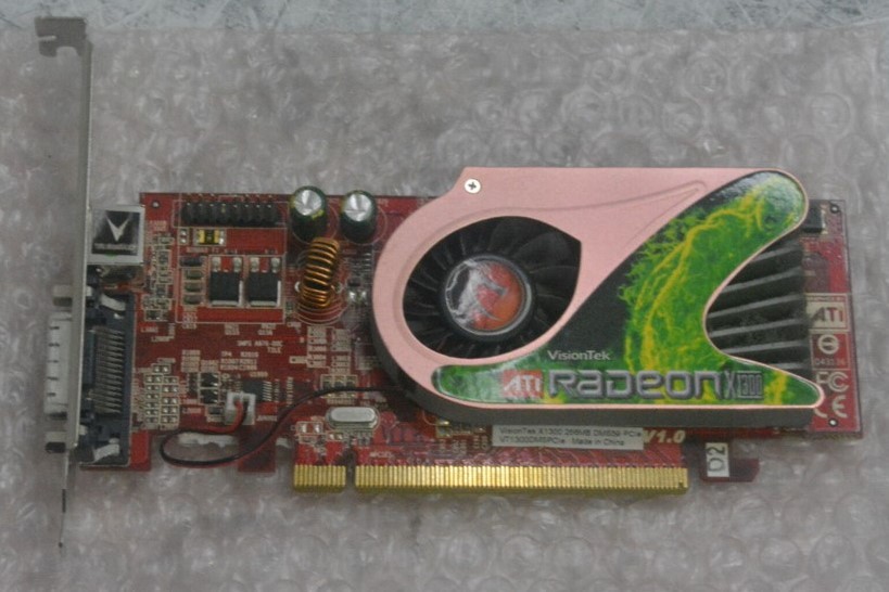 Visiontek ATI RadeonX1300 VT1300DMS PCIe 256MB Video Graphics Card S-VID DMS60
